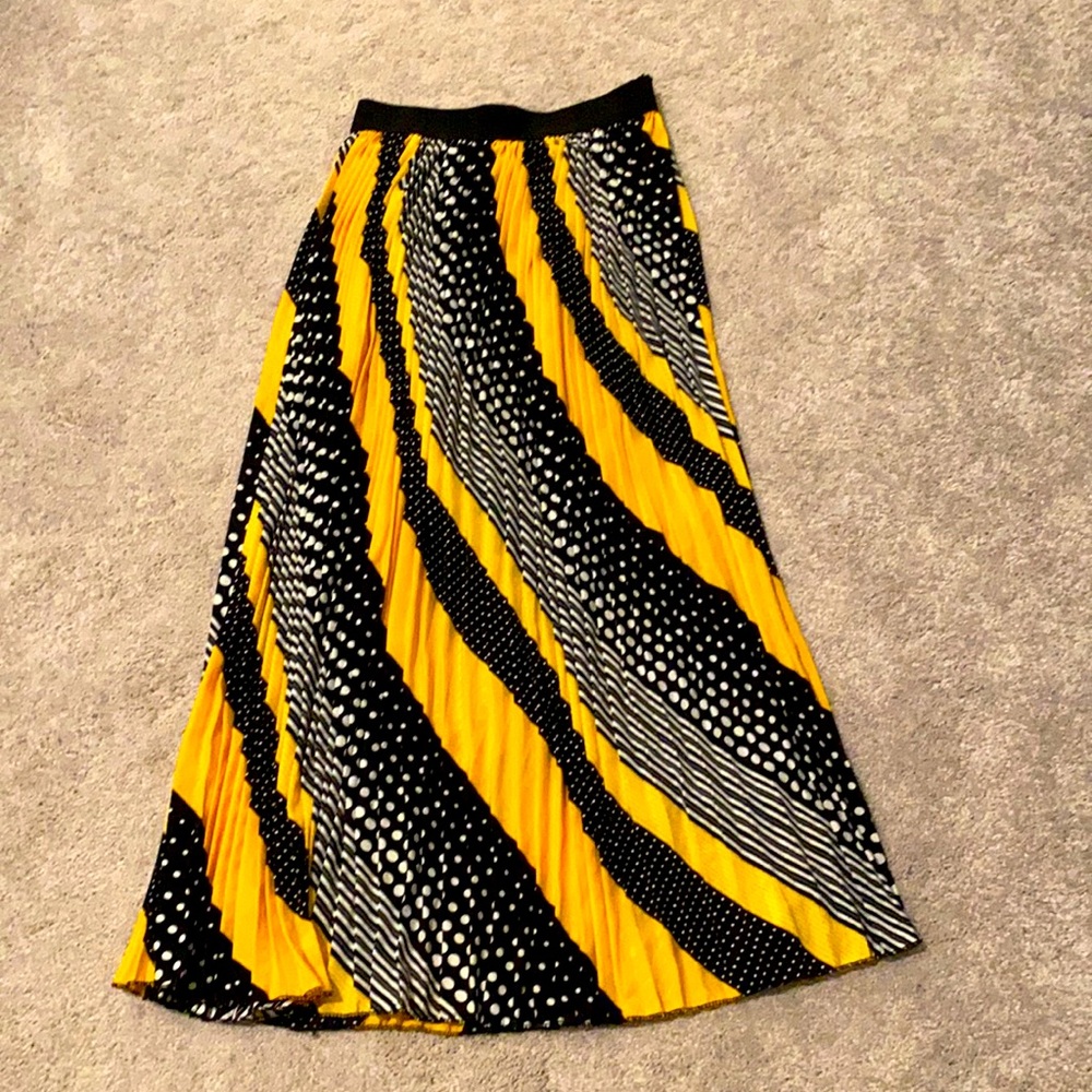 Madison Midi Pleated Skirt